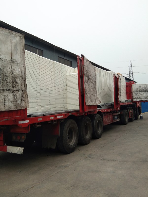 玻璃鋼水箱漏水之后用什么方法補漏?