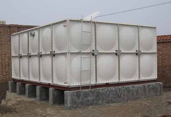 如果玻璃鋼水箱底部和角落泄漏，該怎么辦？